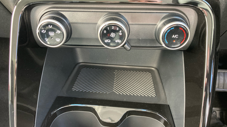 Citroen C3 83kW Plus 44kWh 5dr Auto Electric Hatchback